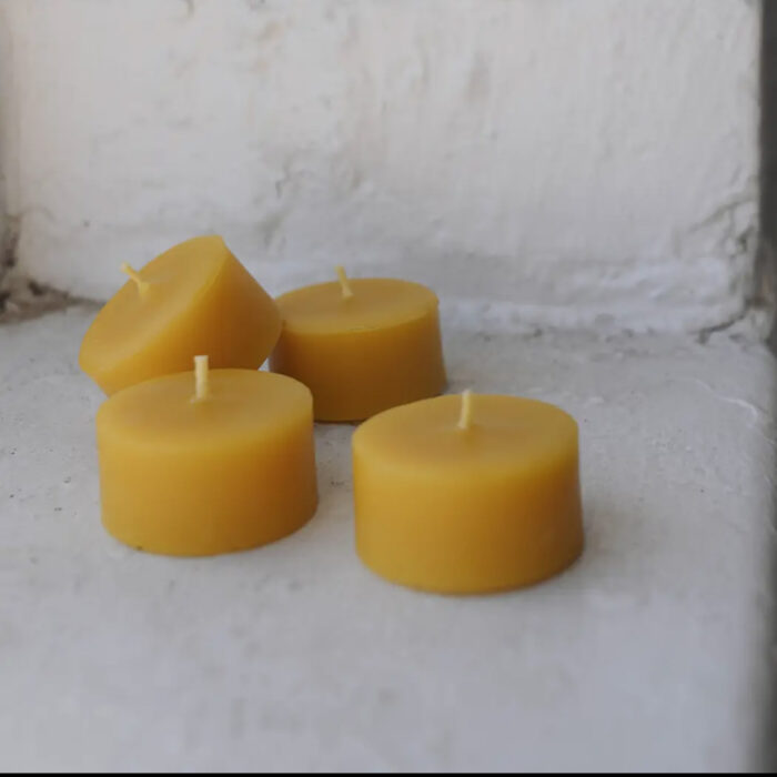 Beeswax Tea Lights - 4 pack - Image 2